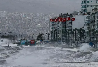 İzmir için fırtına uyarısı: O saatlere dikkat