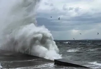 Marmara'ya fırtına geliyor:Seferler iptal edildi