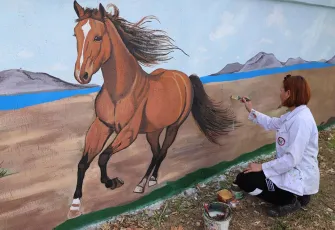 Menderes’in sokakları sanatla renkleniyor