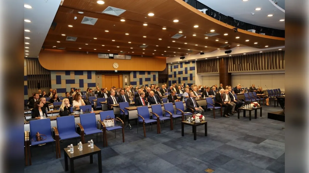Sanayici iş gücünü dışarıdan ithal ediyor  haberinin görseli