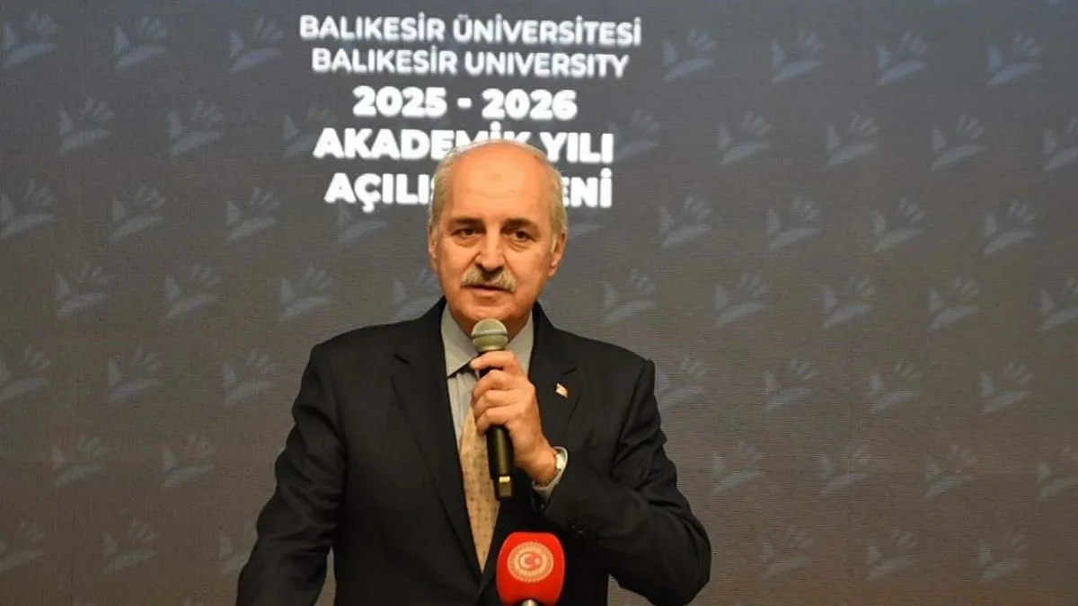 TBMM Başkanı Kurtulmuş'tan "silahı bırakma" çağrısı: "Bir eli silahta, bir eli sandıkta olmaz" haberinin görseli