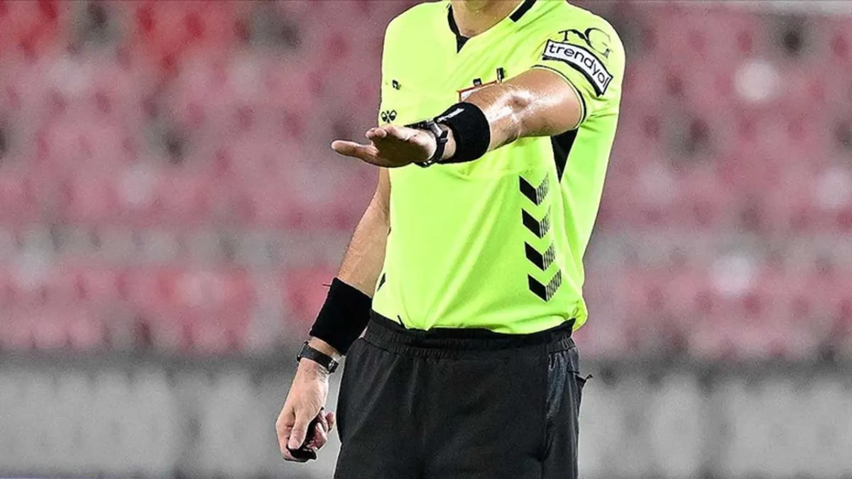 TFF Başkanı Hacıosmanoğlu'ndan hakemler hakkında ses getirecek olay açıklamalar! haberinin görseli