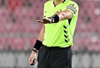 TFF Başkanı Hacıosmanoğlu'ndan hakemler hakkında ses getirecek olay açıklamalar!