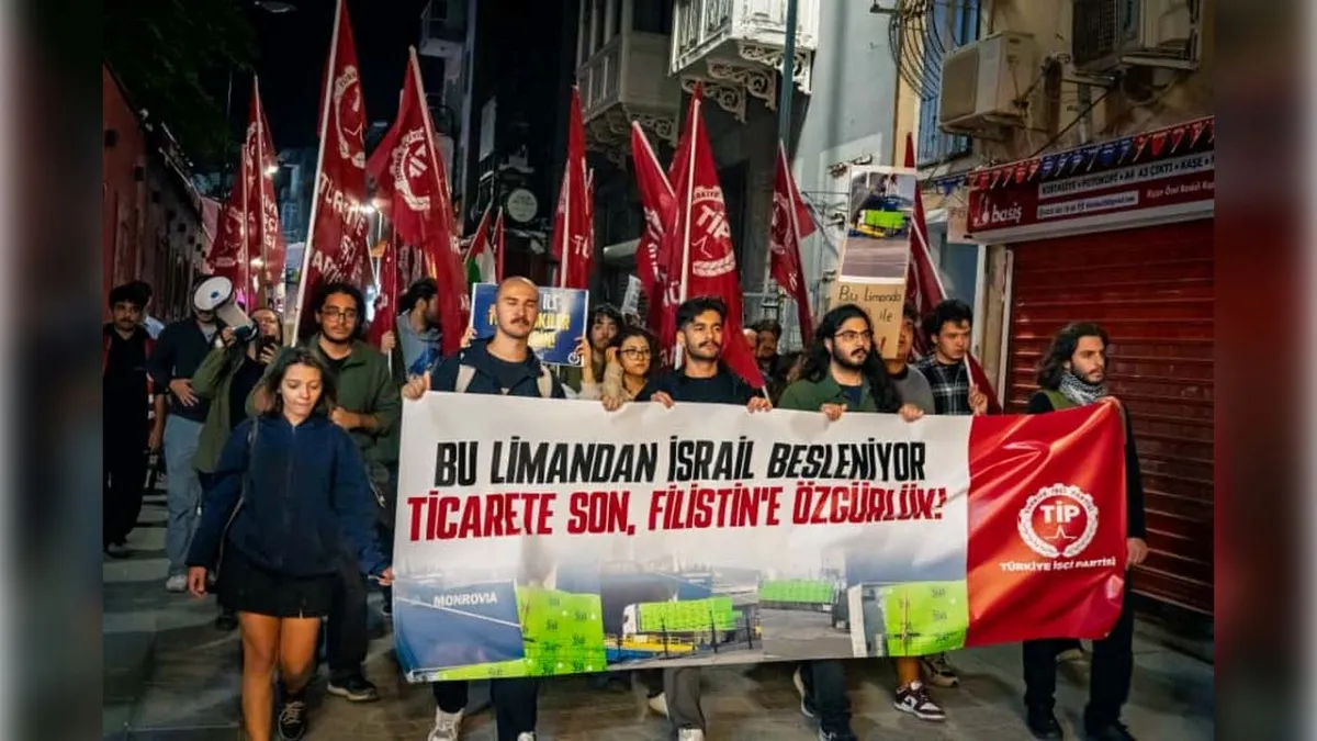TİP İzmir İl Örgütü: Bu limandan İsrail besleniyor haberinin görseli