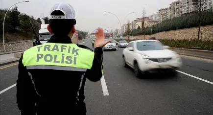 Yeni trafik eylem planı askıya alındı: Sürücü cezalarında artış planı geri çekildi