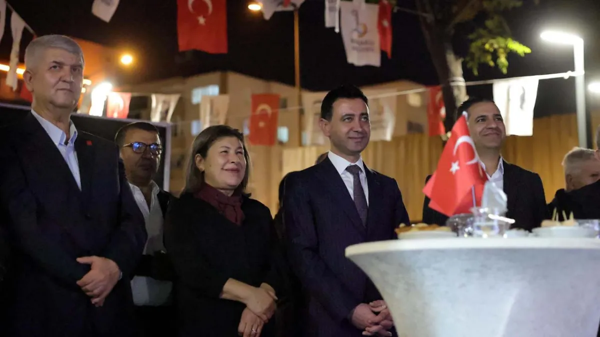 CHP Bayraklı’dan 29 Ekim Cumhuriyet Resepsiyonu haberinin görseli