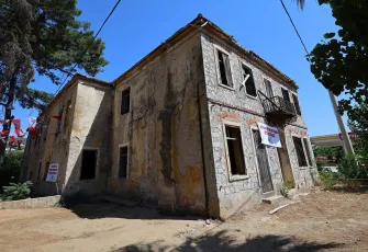 Efes Selçuk’ta Atatürk’ün ziyareti yapay zekayla canlandırıldı