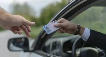 Ehliyetsiz sayılma tehlikesi! 1.8 milyon sürücüye kritik çağrı: 1 Kasım'dan sonra ağır cezalar geliyor