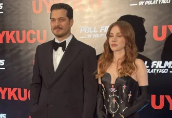 Elçin Sangu ve Çağatay Ulusoy, Uykucu filminin galasında konuştu: Oyunculuk kutsal bir meslek mi?
