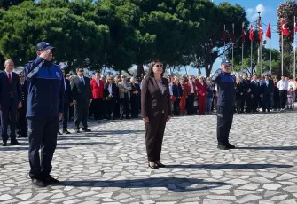 Foça’da cumhuriyetin 102. yılı coşkuyla başladı
