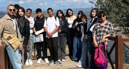 Gençler dil becerilerini Pergamon Antik Kenti’nde geliştirdi