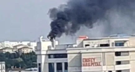 İstanbul'da özel hastanede yangın!