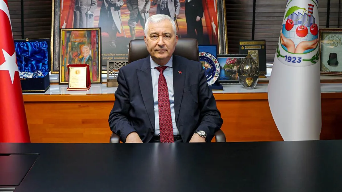 Kemalpaşa Belediye Başkanı Türkmen’den 29 Ekim mesajı haberinin görseli