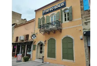 Kentsel dönüşümün en komik hali Cambazın Cenazesi ile sahneye taşınıyor