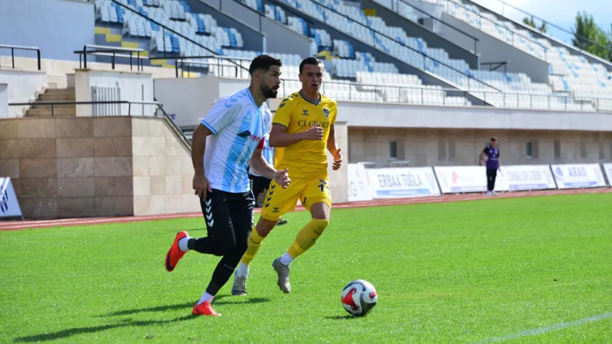 Menemen FK ile Bucaspor mağlup oldu haberinin görseli