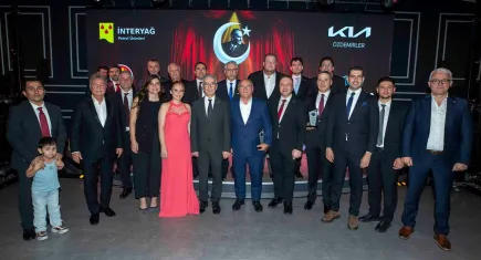 Otomotivcilerden 29 Ekim’e yakışan kutlama 