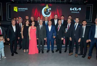 Otomotivcilerden 29 Ekim’e yakışan kutlama
