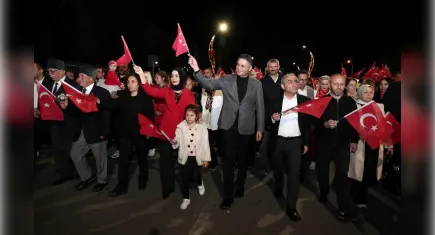 Aliağa’da Cumhuriyet Coşkusu Zirveye Ulaştı