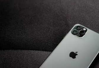 Apple'dan iPad ve MacBook'lara kökten ekran değişimi: OLED geliyor, fiyatlar uçuşa geçiyor mu?