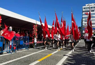Cumhuriyet Bayramı İzmir'de coşkuyla kutlandı