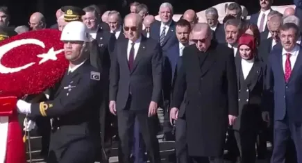 Cumhuriyet’in 102. yılında Anıtkabir’de tören