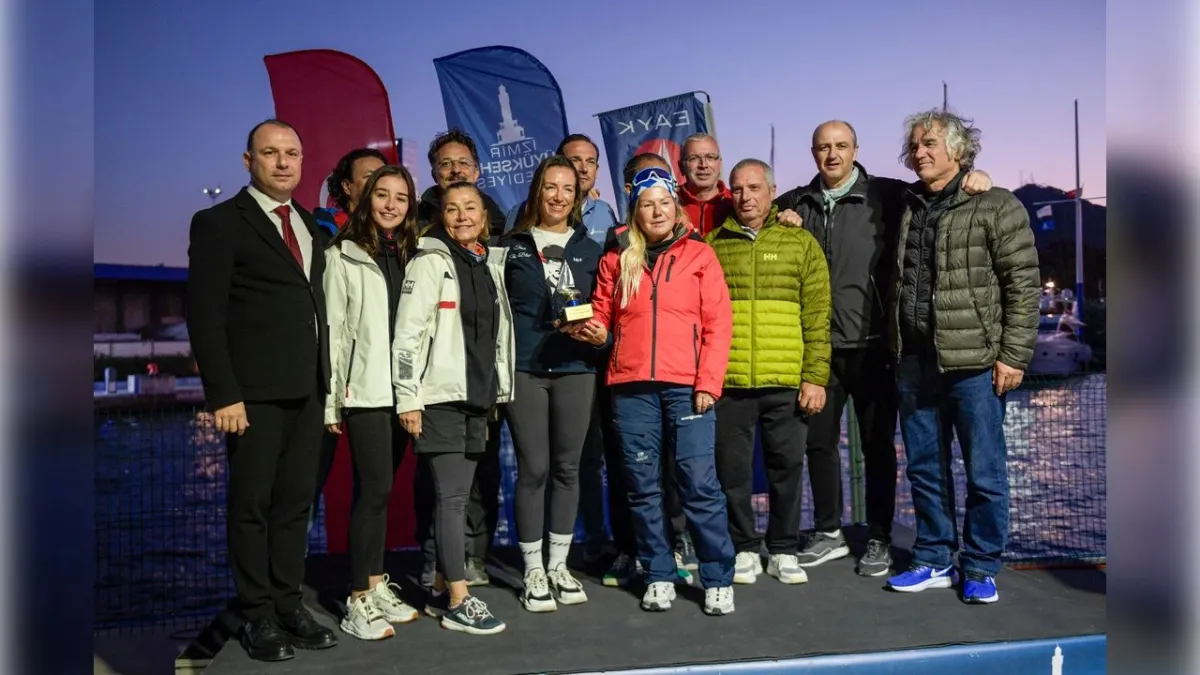 Cumhuriyet Kupası Yat Yarışları’nda Zafer İzmir Körfezi’nde Kutlandı haberinin görseli