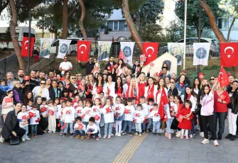 Cumhuriyet 'Sevgi' ile yeşeriyor