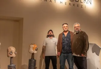 Dokuz Eylül Üniversitesi’nin 50. yılına anlamlı sergi: 50 Yılda 50 Sanatçı