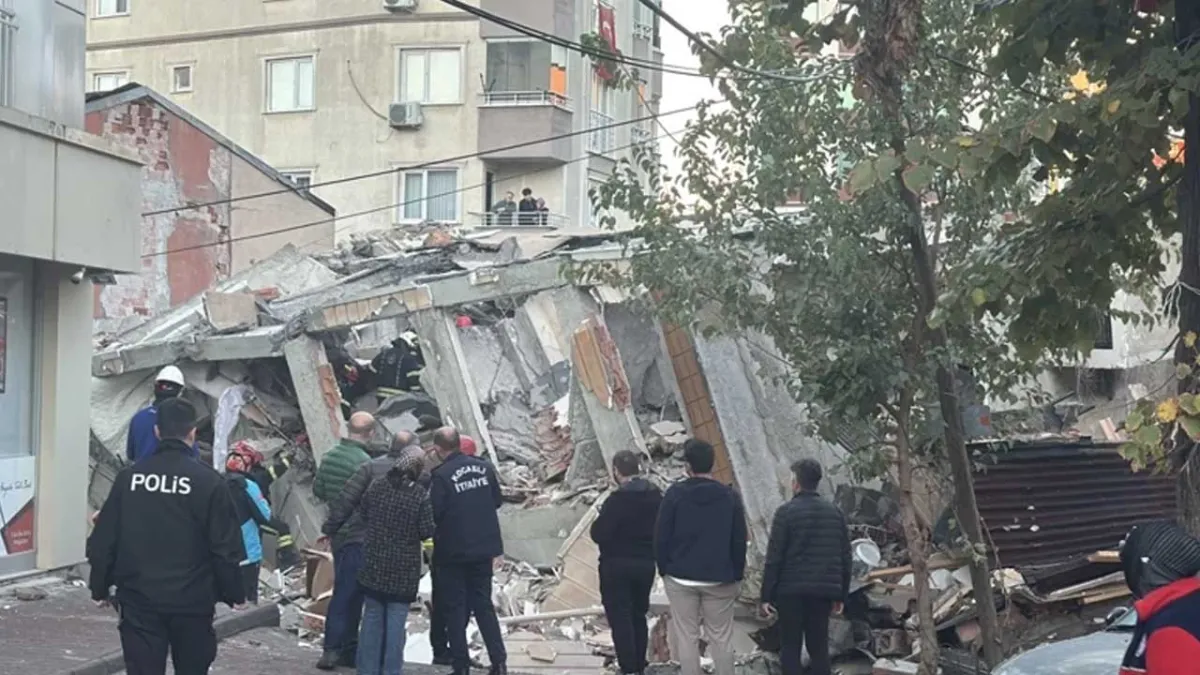 Gebze'de çöken binadan acı haber geldi: 2 kişinin cansız bedenine ulaşıldı! haberinin görseli
