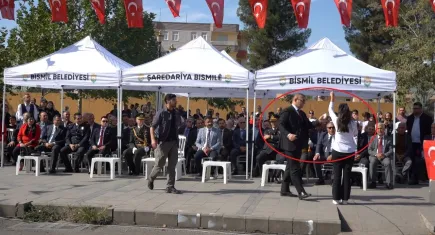İstiklal Marşı okurken ağladı