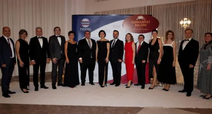 KESİAD'dan Cumhuriyet'e yakışan kutlama! İş dünyasından güçlü "sahip çıkma" mesajı