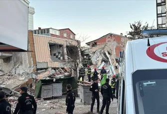 Kocaeli'nin Gebze ilçesinde 6 katlı bina çöktü
