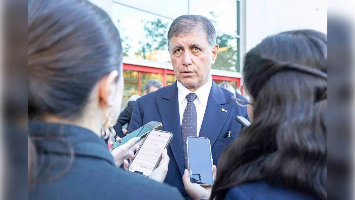 Tugay: İzmir'in çöp sorunu kökünden çözülecek haberinin görseli