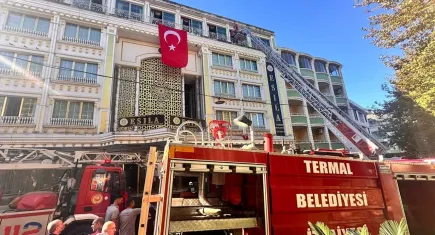 Yalova’da otelde yangın paniği