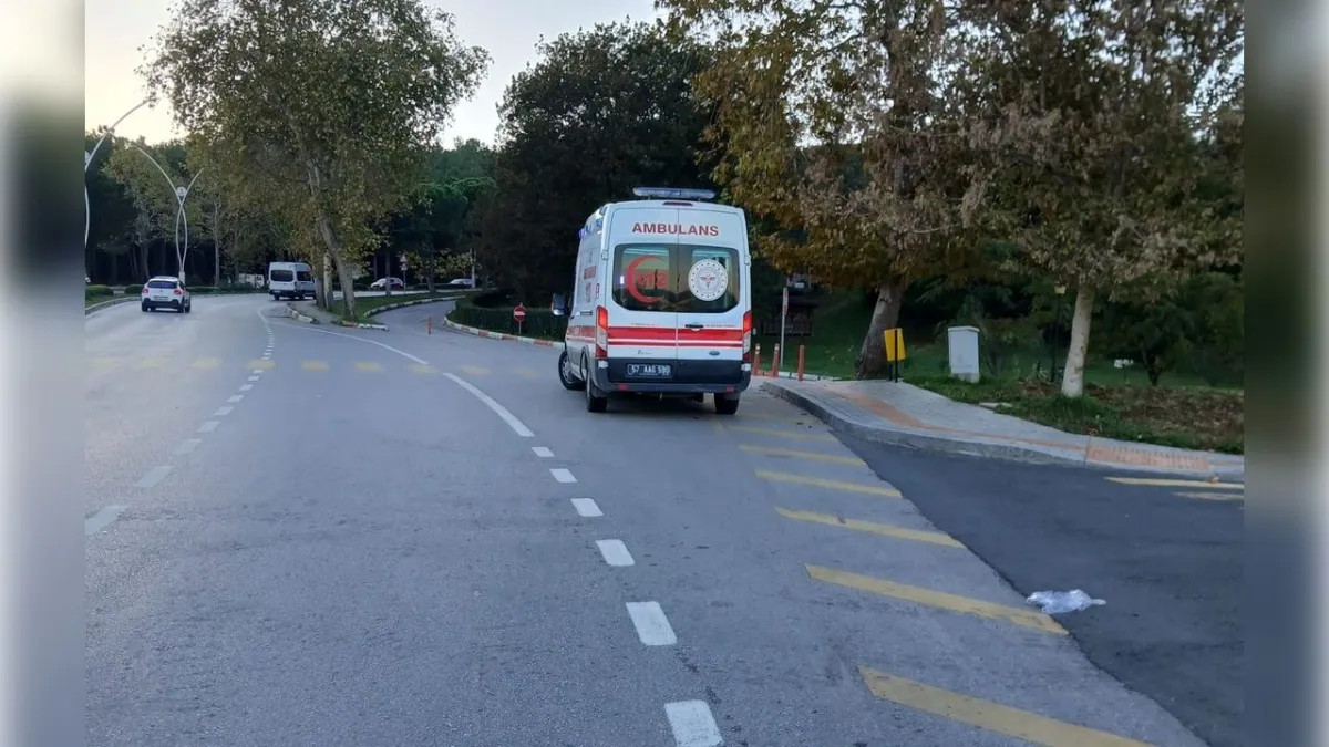 Ambulansın çarptığı üniversite öğrencisi öldü haberinin görseli