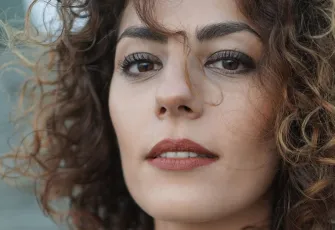 Ayrılmak istediğini söyledi, hesabından 225 bin lira çalındı: Oyuncu Sevim Erdoğan, 4 yıllık sevgilisiyle mahkemelik oldu