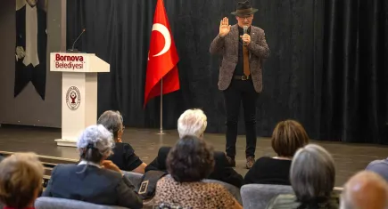 Bornova Kent Söyleşileri’nde Cumhuriyet ve Atatürk vurgusu