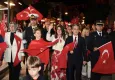 Çeşme’de cumhuriyet coşkusu: Binlerce vatandaş 102. yılı gururla kutladı