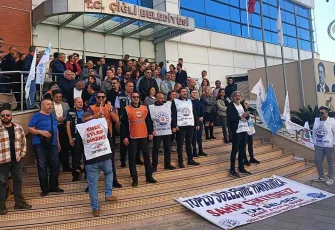 Çiğli Belediyesi’nde memurlar eylemde