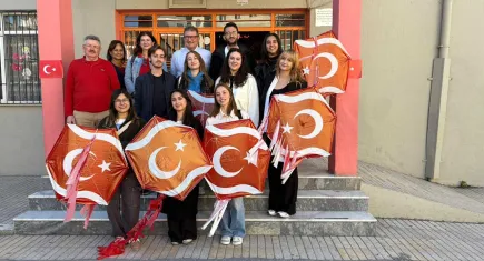 Dokuz Eylül Rotary ve Rotaract’tan renkli uçurtma şenliği