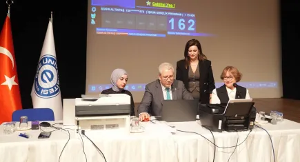 Ege Üniversitesi’nde İŞKUR Gençlik Programı Kura Çekimi gerçekleşti