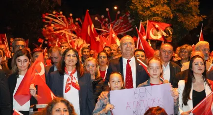 Gaziemir’de Cumhuriyet 102. yılında coşkuyla kutlandı