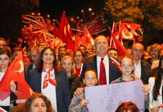 Gaziemir’de Cumhuriyet 102. yılında coşkuyla kutlandı