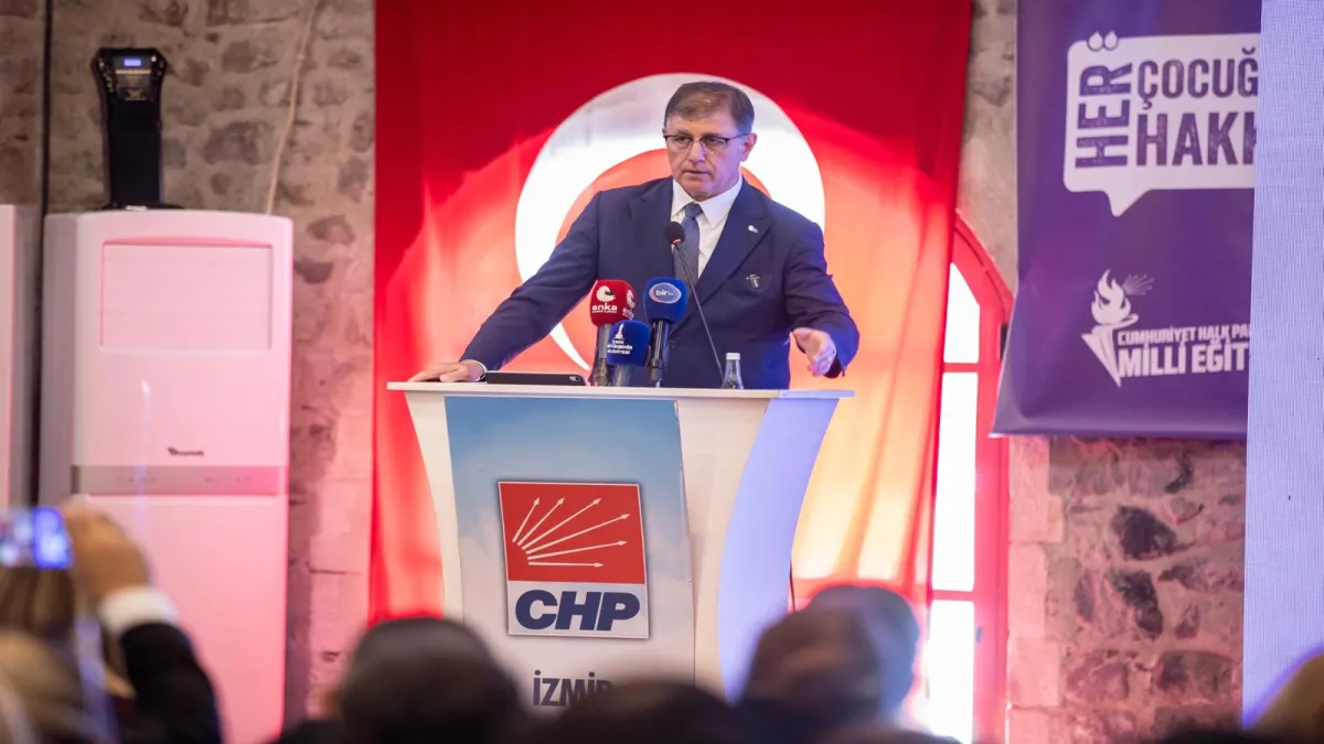 İzmir’de 'Her Çocuğun Hakkı: Şiddet, İhmal ve İstismardan Korunma' paneli gerçekleşti haberinin görseli