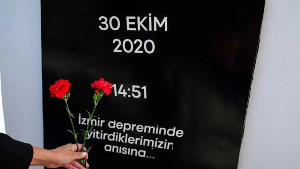 İzmirli belediye başkanları 30 Ekim İzmir depremini hüzünle andı haberinin görseli