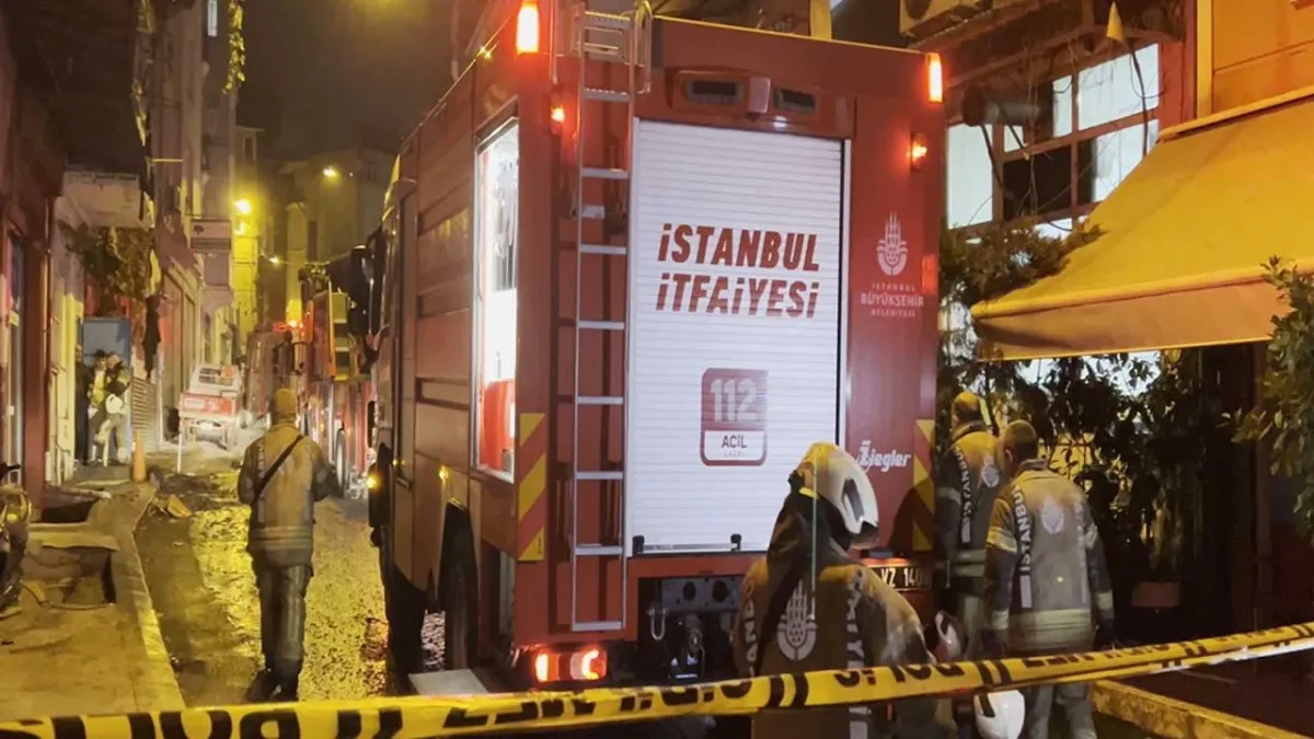 Kız istemede havai fişek faciası: 8 kişi hastaneye kaldırıldı haberinin görseli