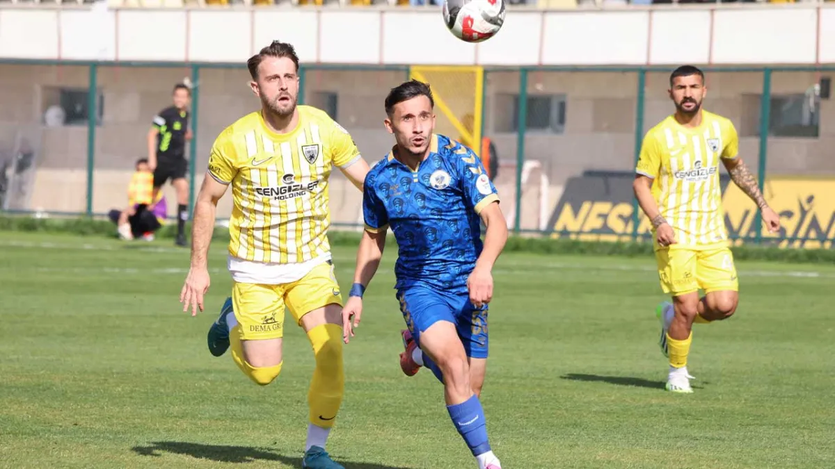 Menemen FK kupaya erken veda etti haberinin görseli