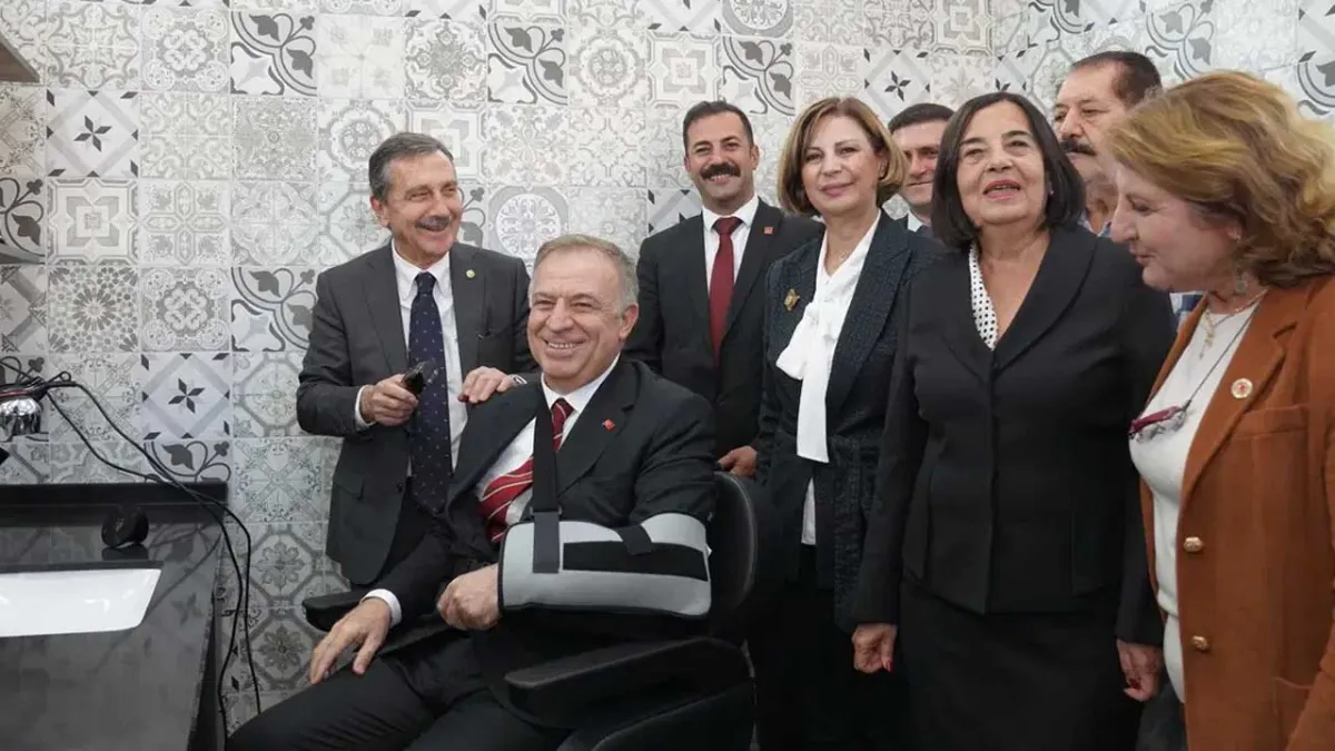 Türkiye’nin ilk “Kent Berberi” Eskişehir’de açıldı haberinin görseli