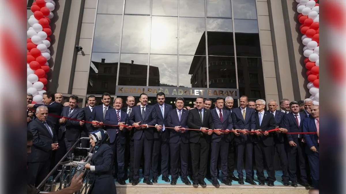 Bakan Tunç: Türkiye genelinde adalet yatırımları hız kesmeden devam ediyor haberinin görseli