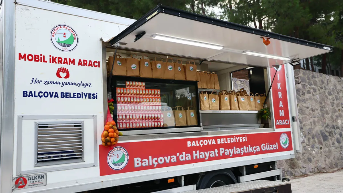 Balçova Belediyesi’nden öğrencilere beslenme çantası  haberinin görseli